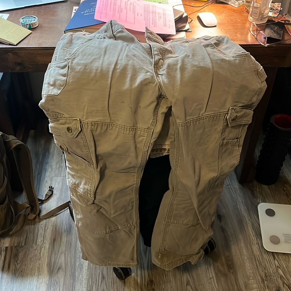Carhartt work pants. 33x32.